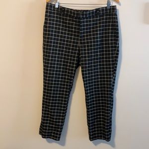 EUC Banana Republic size 12P ankle trousers.  Great for office.